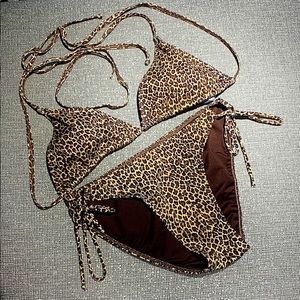 Lotus Bikini